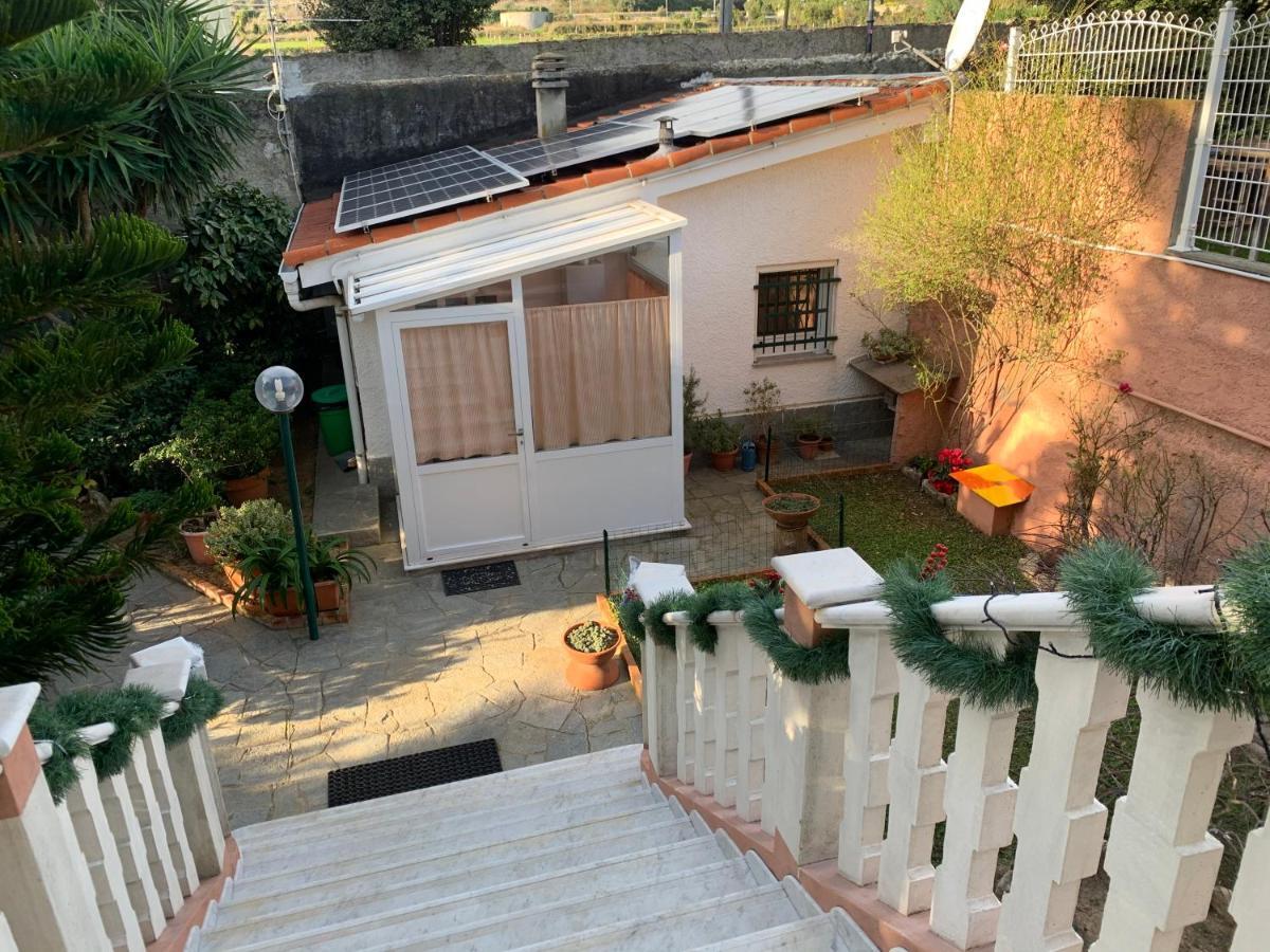 Resort Dependance Di Villa Rosa Maria Savona Exteriér fotografie
